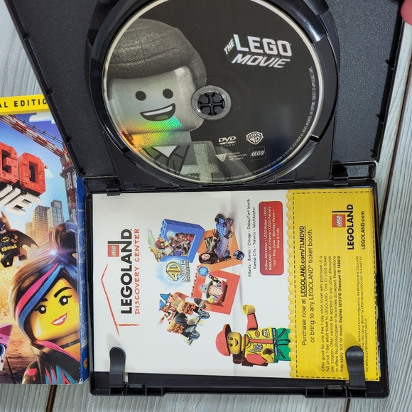 The Lego Movie - Special Edition - 2 DVD Set - Picture 13 of 15